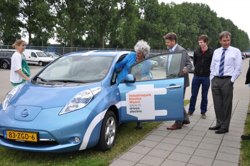 Elektrische poolauto voor industriepark Arnhem ...
