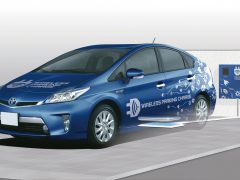 Toyota test met draadloos opladen ...