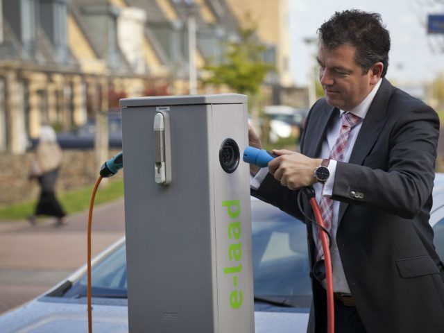 Stichting e-laad: ‘gebruikers publieke laadpunten zijn tevreden’ ...