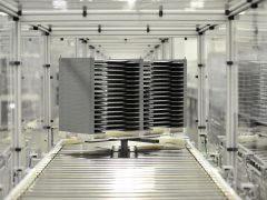 Kijkje in de keuken: fabricage van batterijen bij Nissan ...