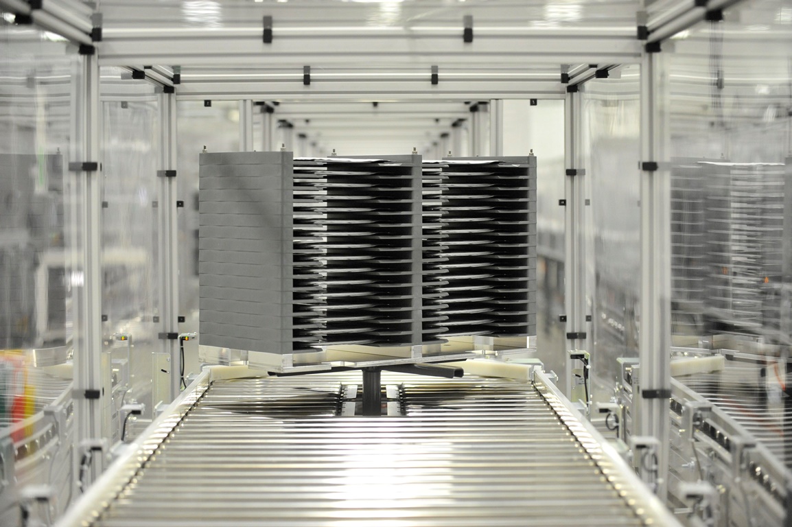 Kijkje in de keuken: fabricage van batterijen bij Nissan ...