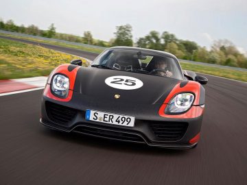Plug-in hybride Porsche 918 Spyder klaar voor de weg ...