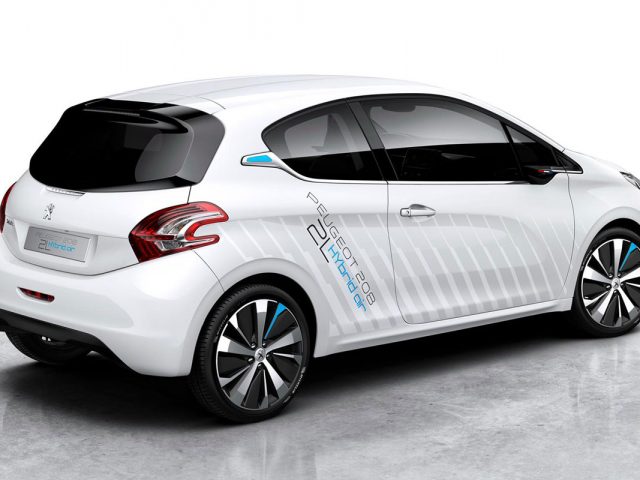 Peugeot Hybrid Air rijdt op lucht ...
