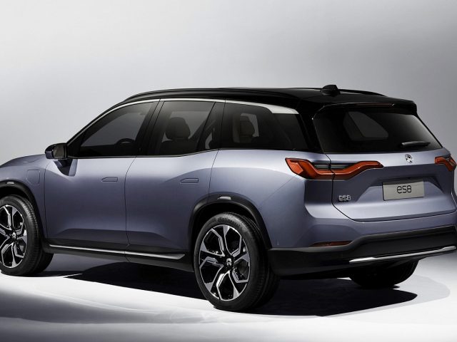 Nio ES8