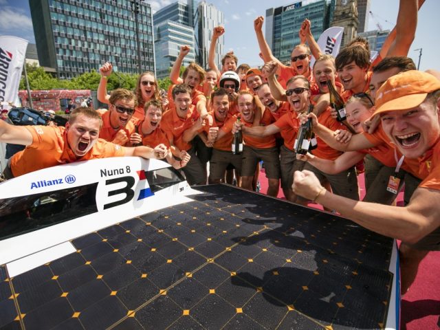 TU Delft wint Solar Challenge 2015 ...