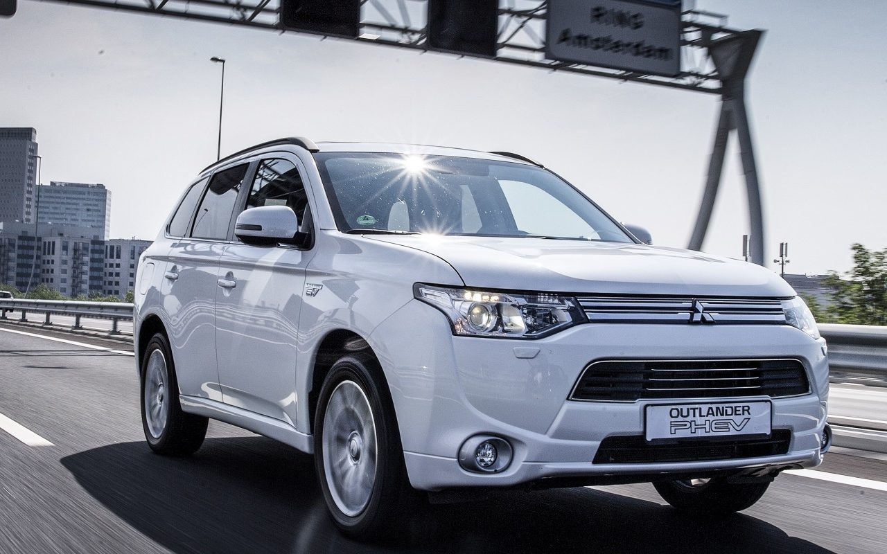 Test Mitsubishi Outlander PHEV: dit is de nummer 1! ...