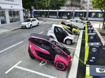 Stedelijke mobiliteit: Toyota i-ROAD ...