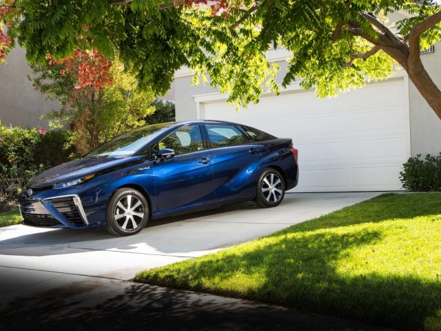 Toyota geeft 5.680 patenten vrij ...