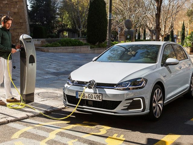 Volkswagen Golf GTE