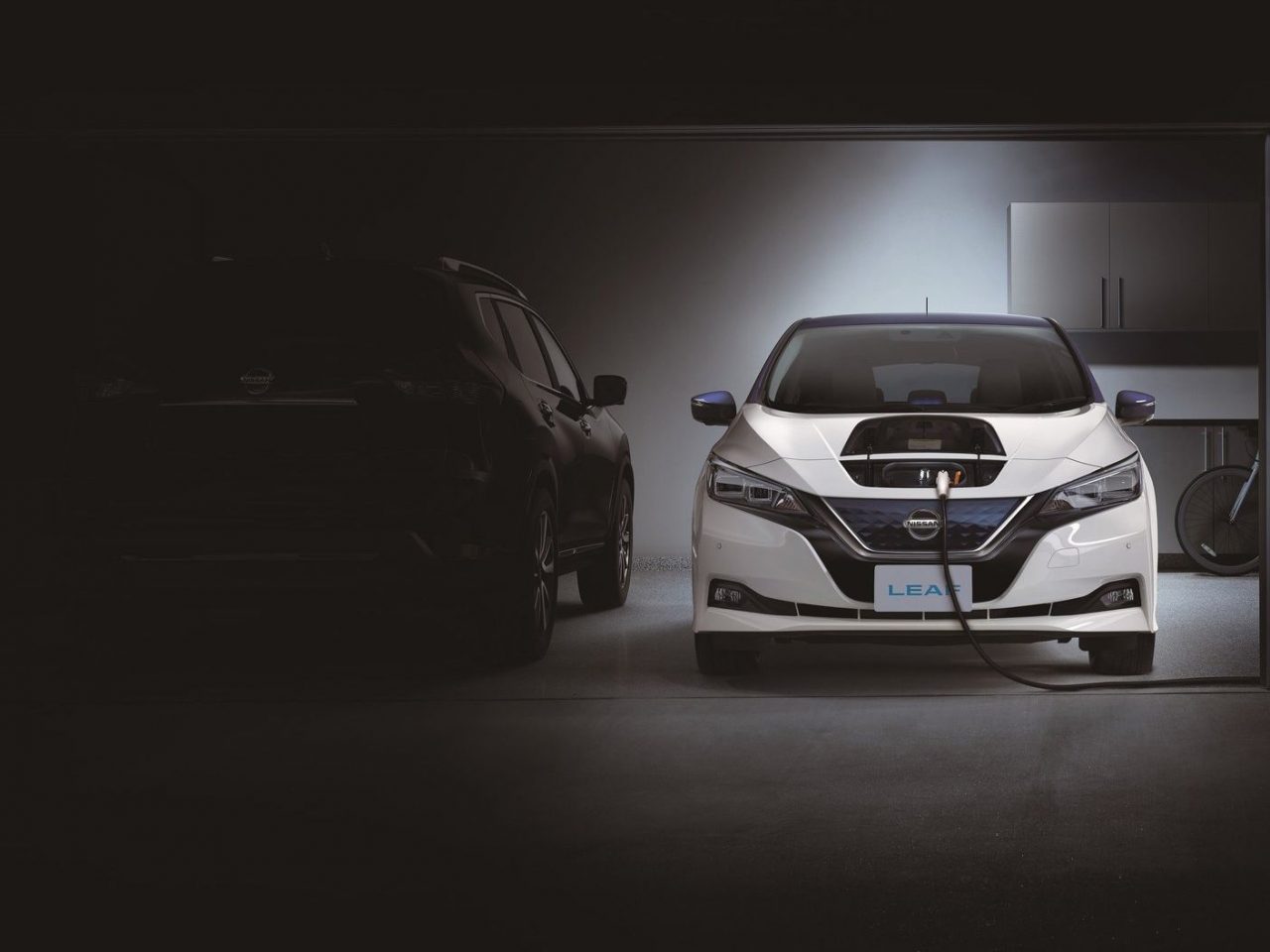 Nissan LEAF charging