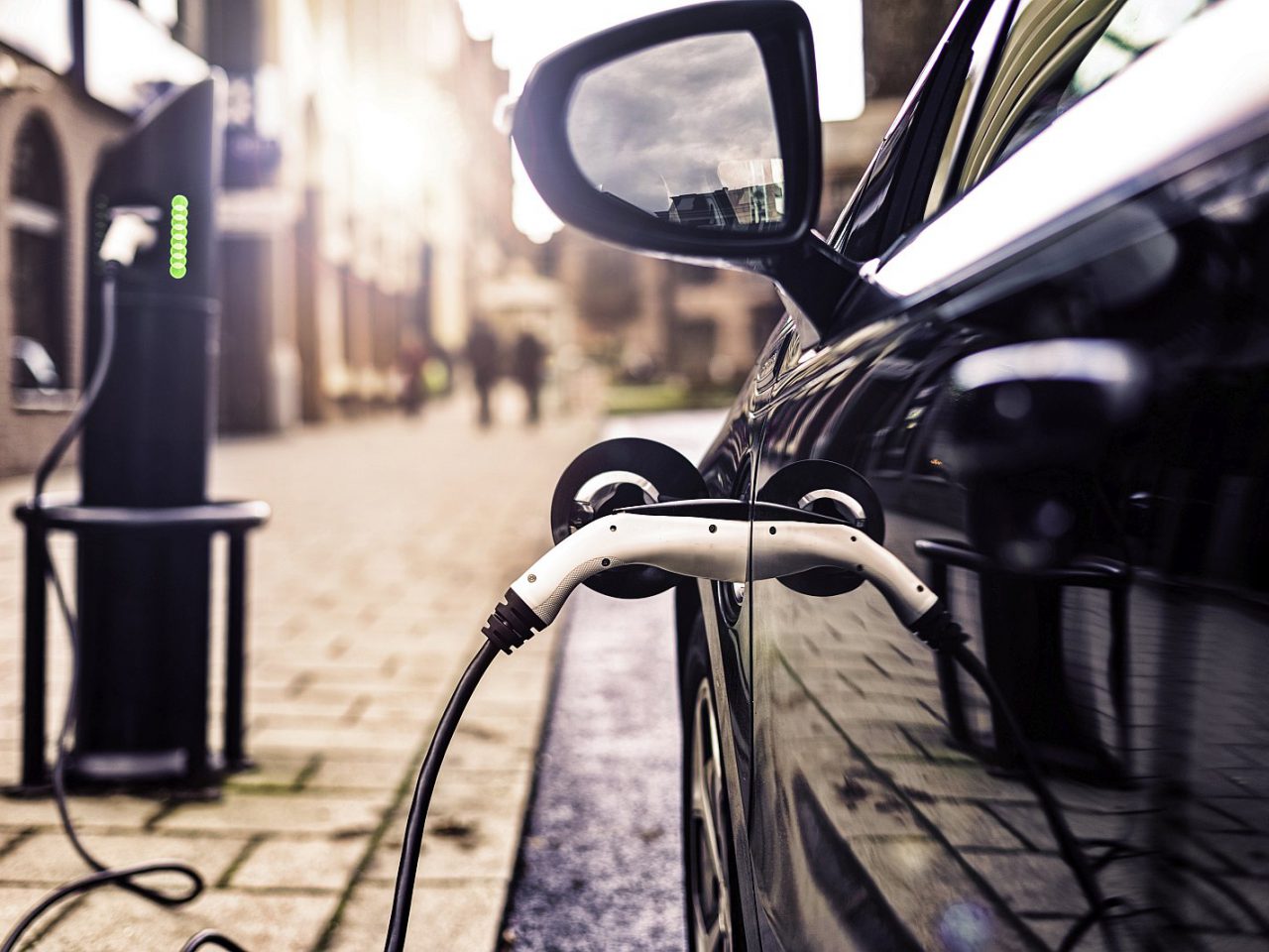 Opladen elektrische auto