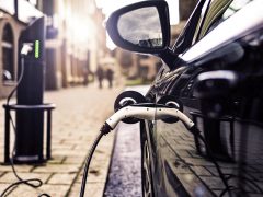 Opladen elektrische auto
