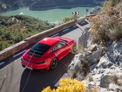 Porsche 911 Carrera 4S 2019 ...