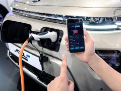 Hyundai Introduces Smartphone Based EV Performance Control Technology