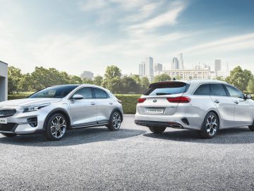 Prijskaartjes voor Kia Ceed Sportswagon en XCeed met stekker ...