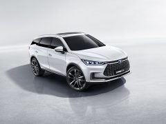 Laat jij een Polestar of Tesla staan voor deze BYD Han EV? ...