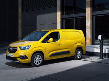 Opel Combo-e Cargo - under embargo until 2021-01-20  00:01 CET ...